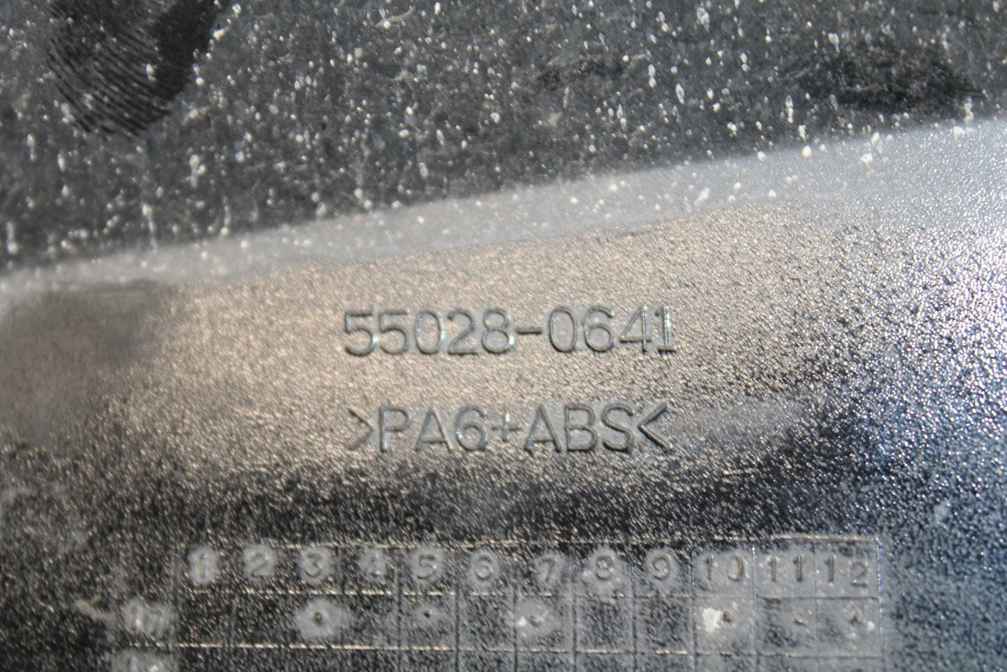 18-22 KAWASAKI NINJA 400 EX400 ABS LEFT MID UPPER SIDE FAIRING COWL BB334