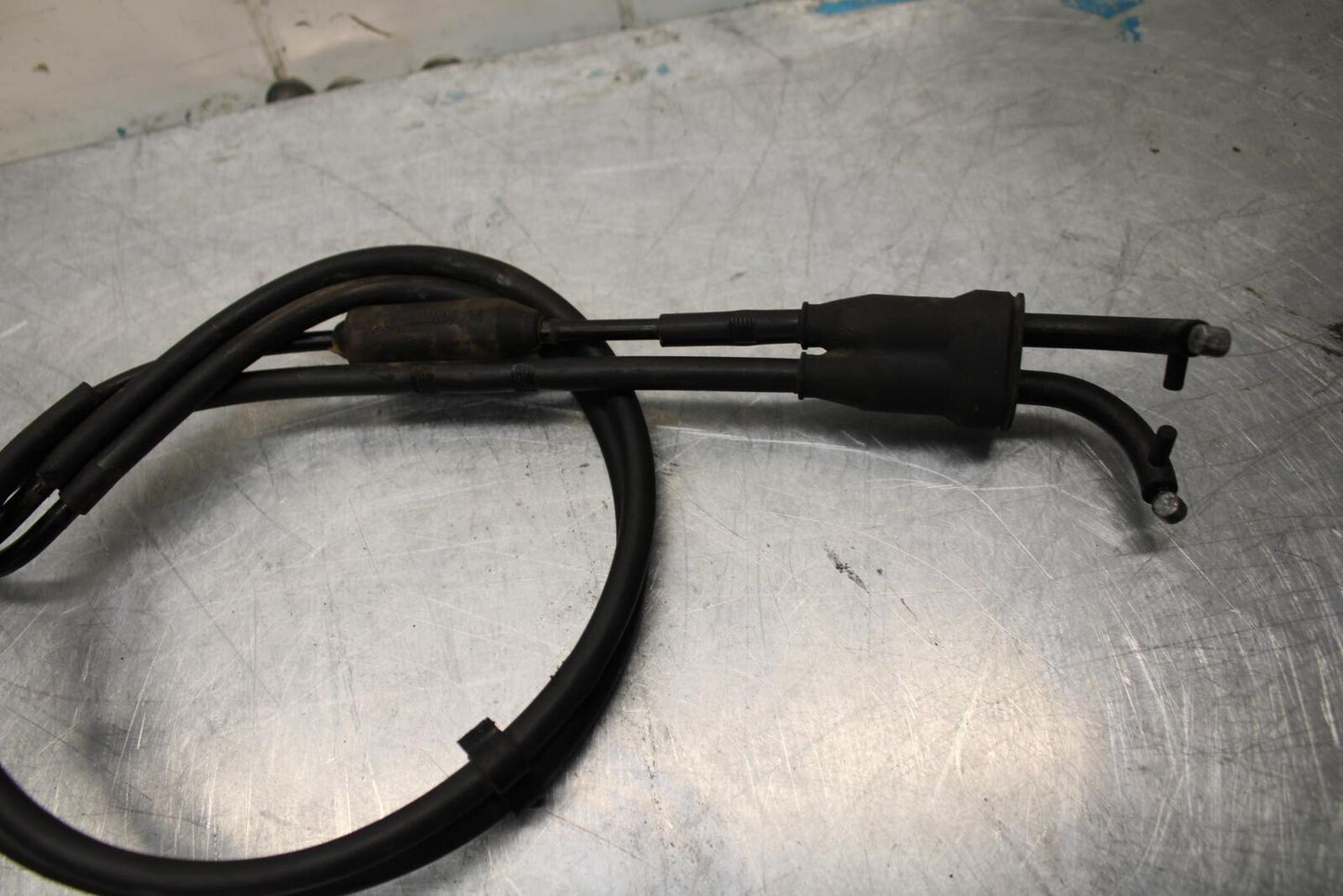 06-07 TRIUMPH DAYTONA 675 DAYTONA 675 THROTTLE CABLES LINES BB441
