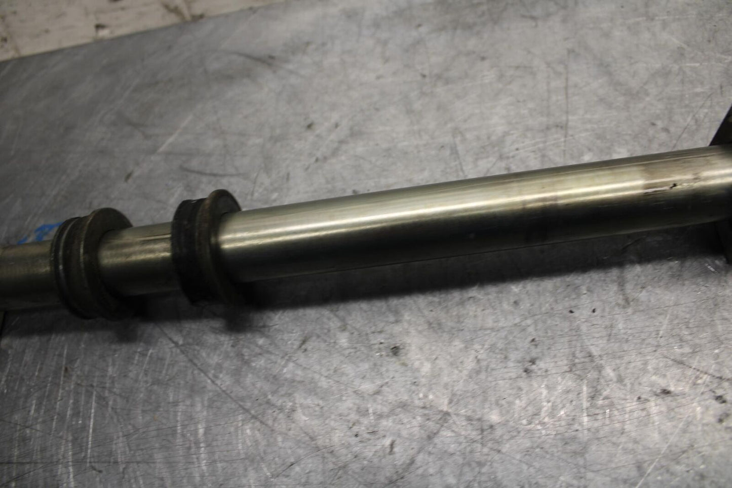 2009 Aprilia Shiver 750 SL750 REAR AXLE BACK WHEEL RIM PIVOT BOLT AXEL BB506