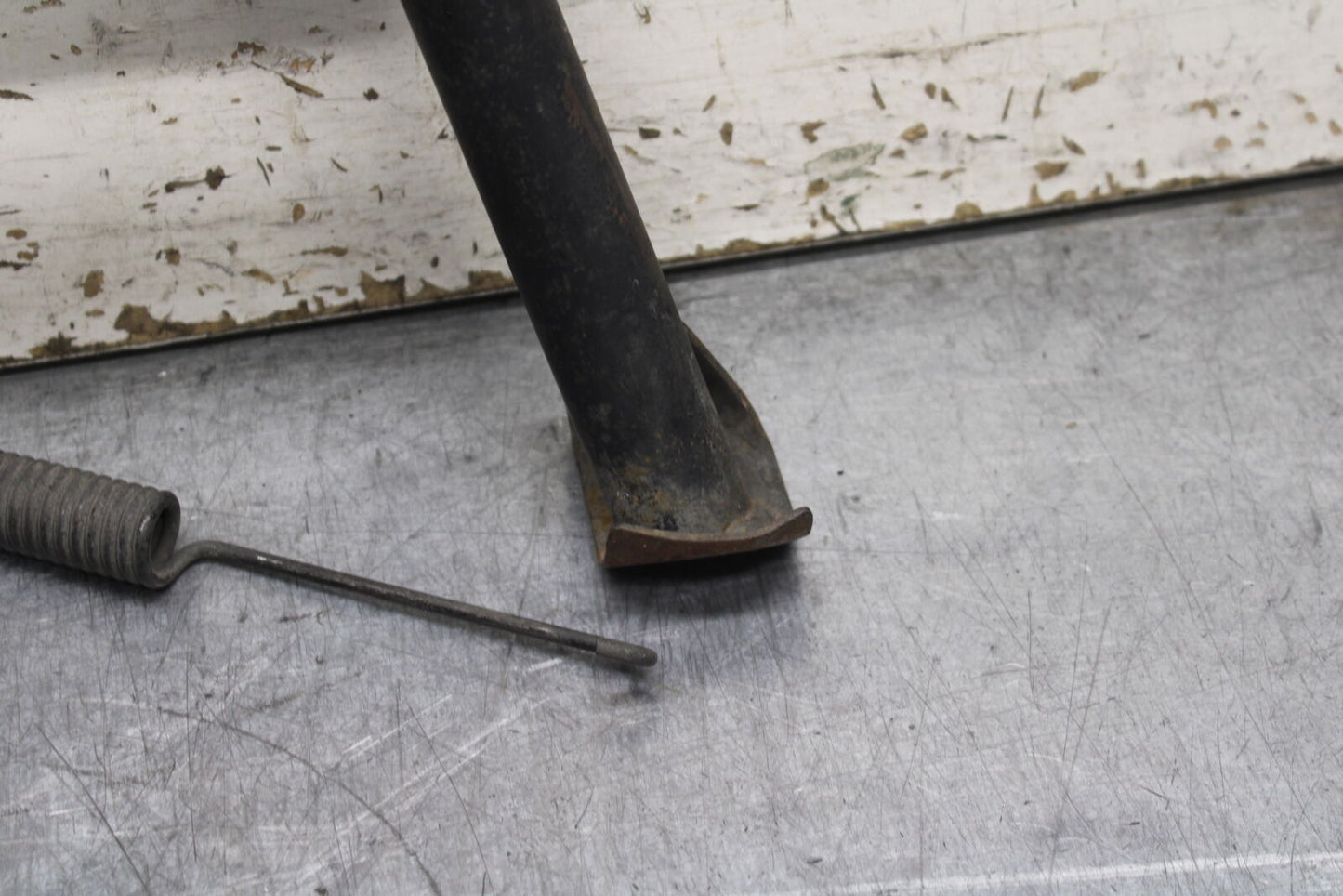 79-82 HONDA CB650 CENTER MAIN STAND BB107