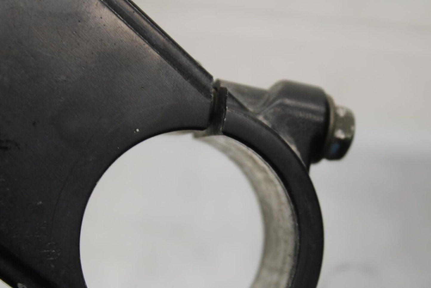 1999 Suzuki GSXR600 FORKS UPPER TRIPLE TREE CLAMP BB580