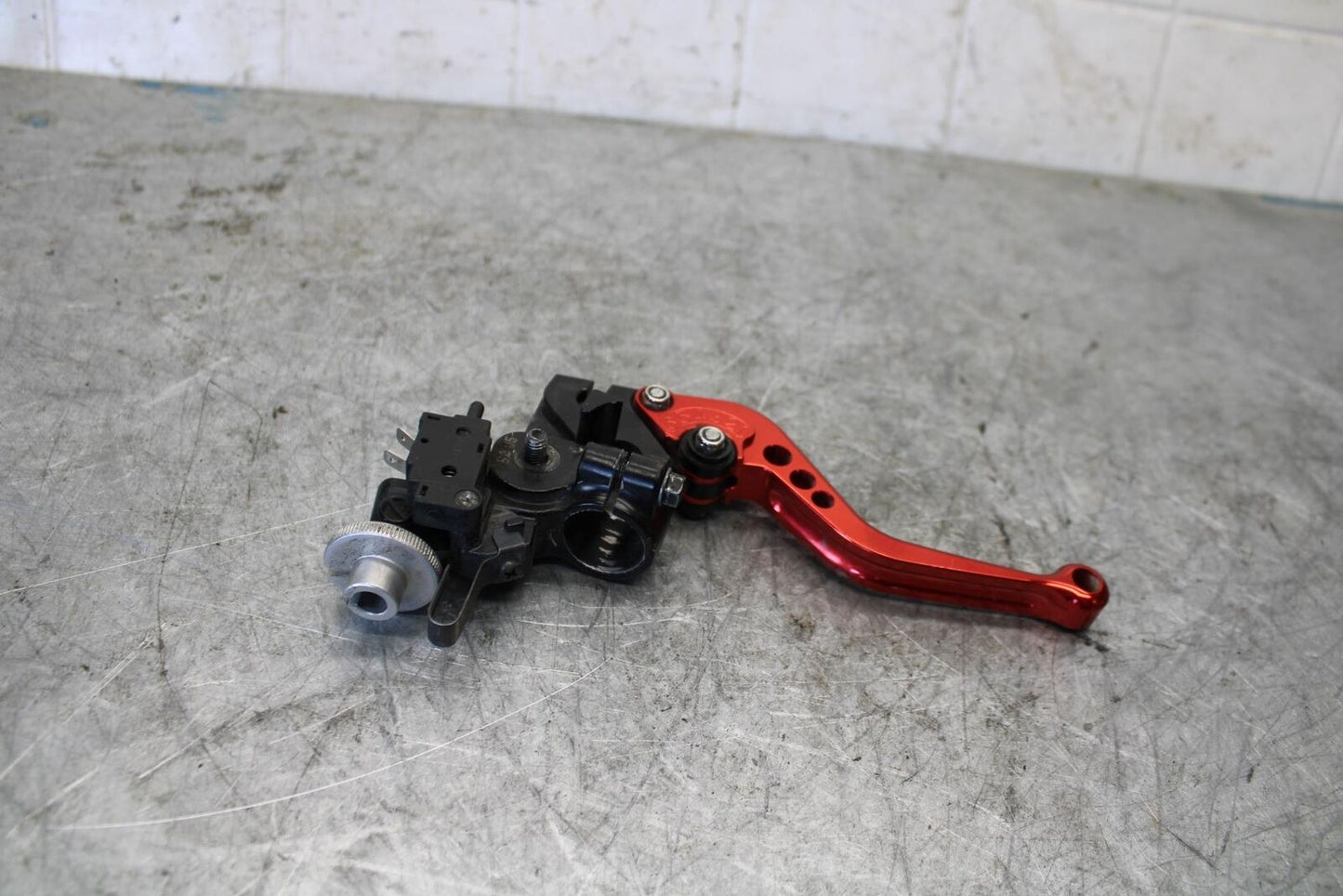 08-16 YAMAHA YZF R6 CLUTCH PERCH MOUNT WITH LEVER
