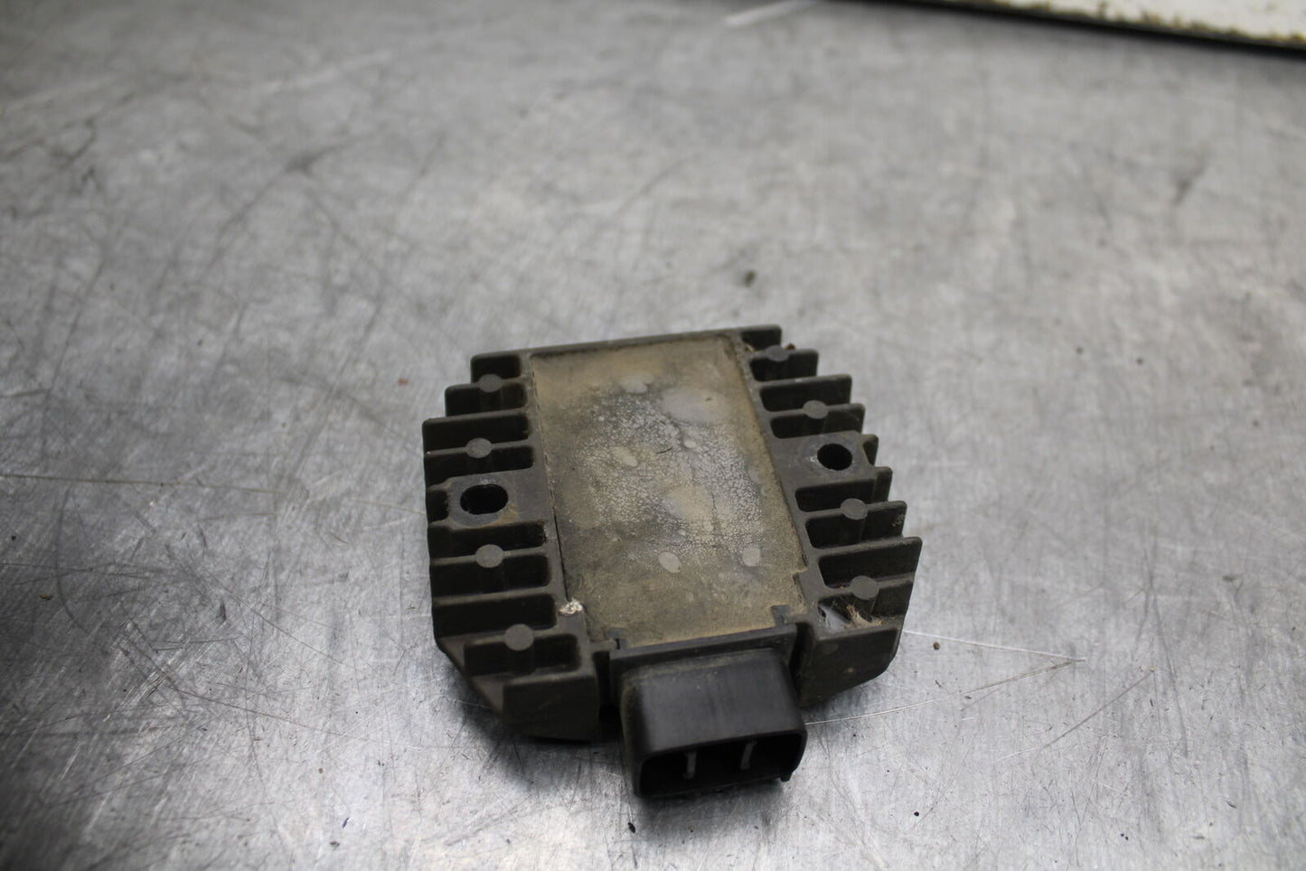99-00 YAMAHA V STAR 1100 RECTIFIER VOLTAGE REGULATOR BB711