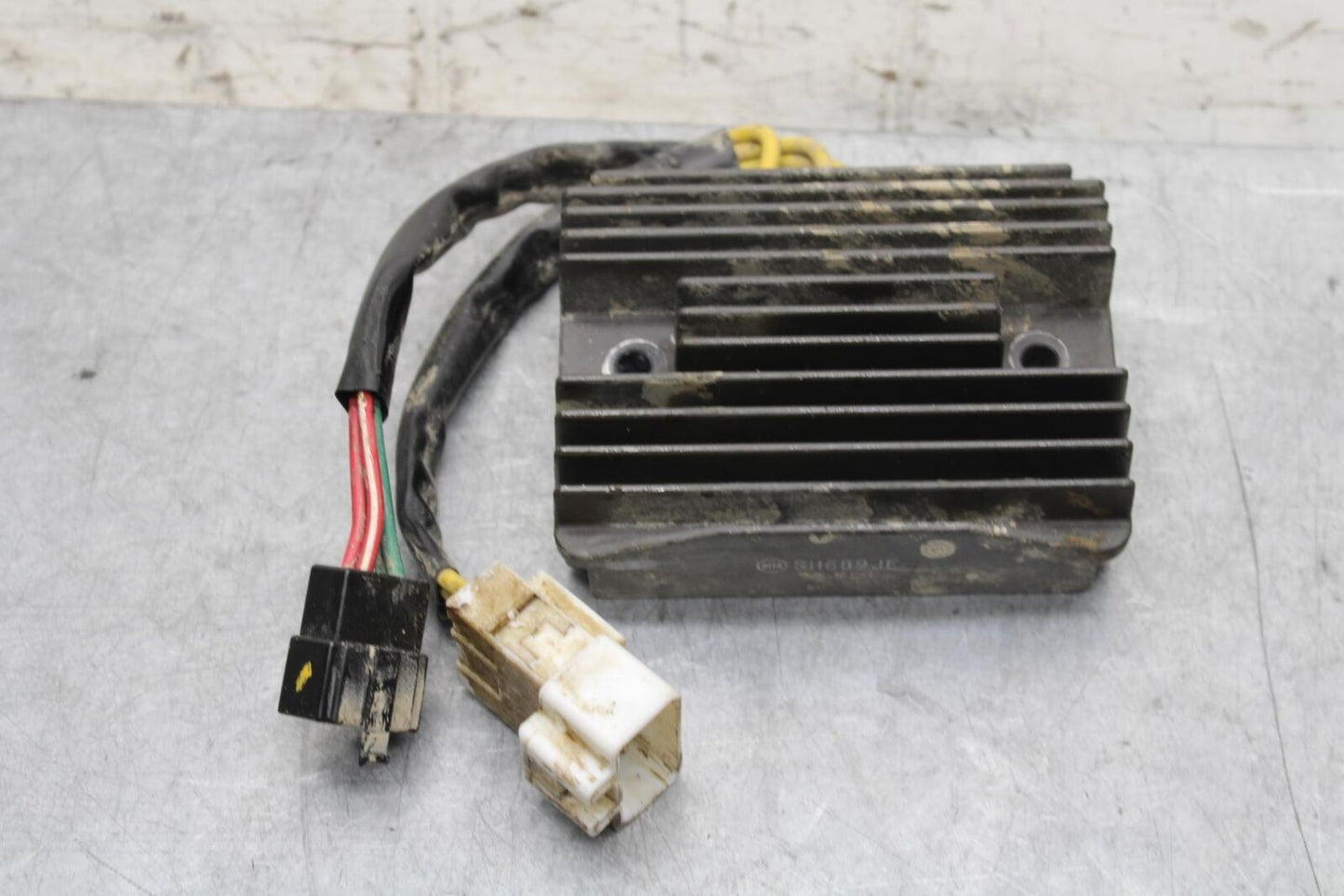 16-17 MOTO GUZZI V7 II RECTIFIER VOLTAGE REGULATOR BB57
