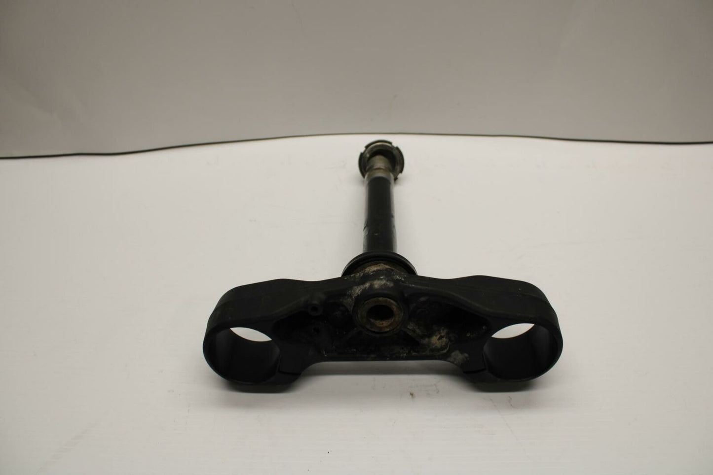 18-20 HUSQVARNA VITPILEN 401 FRONT FORKS CLAMP LOWER TRIPLE TREE STEM BB248