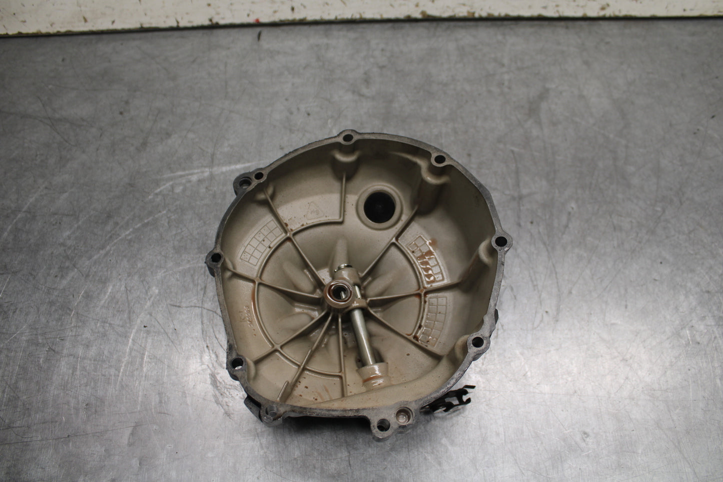 06 YAMAHA YZF R6 CLUTCH SIDE ENGINE MOTOR COVER BB716