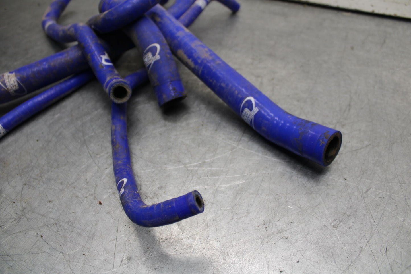 09-11 TRIUMPH DAYTONA 675 AFTERMARKET RADIATOR HOSES BB652