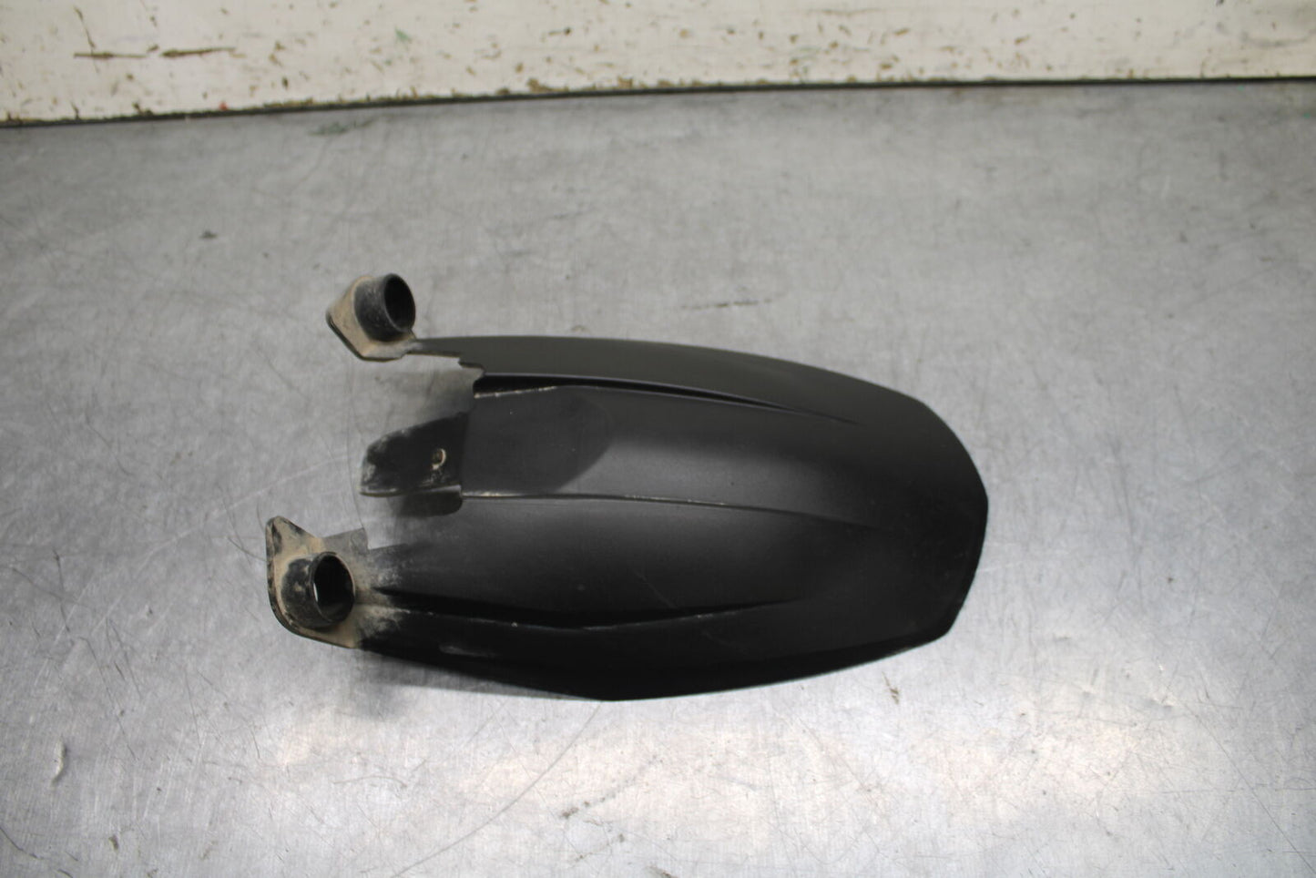 13-16 KTM 390 DUKE REAR BACK WHEEL TIRE HUGGER FENDER BB748