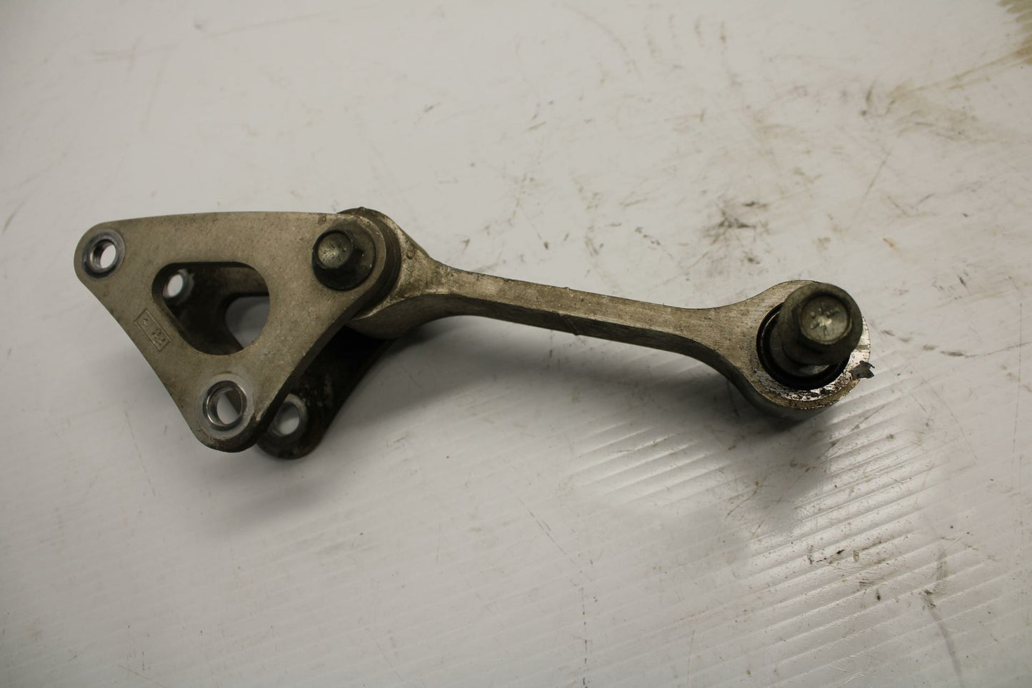 11-19 SUZUKI GSXR600 DOGBONE SHOCK LINKAGE LINK 62602-14860 62611-14J00 BB 241