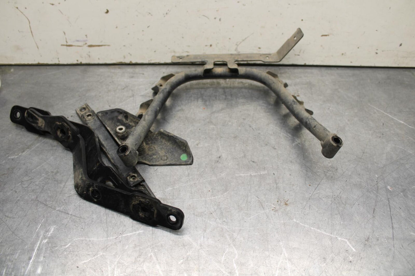 21-23 KTM 890 ADVENTURE ASSORTED MOUNTS AND BRACKETS BB629