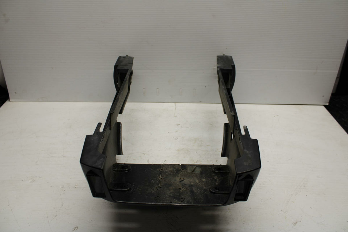 86-06 KAWASAKI CONCOURS 1000 ZG1000A CENTER REAR BACK TAIL FAIRING COWL BB292