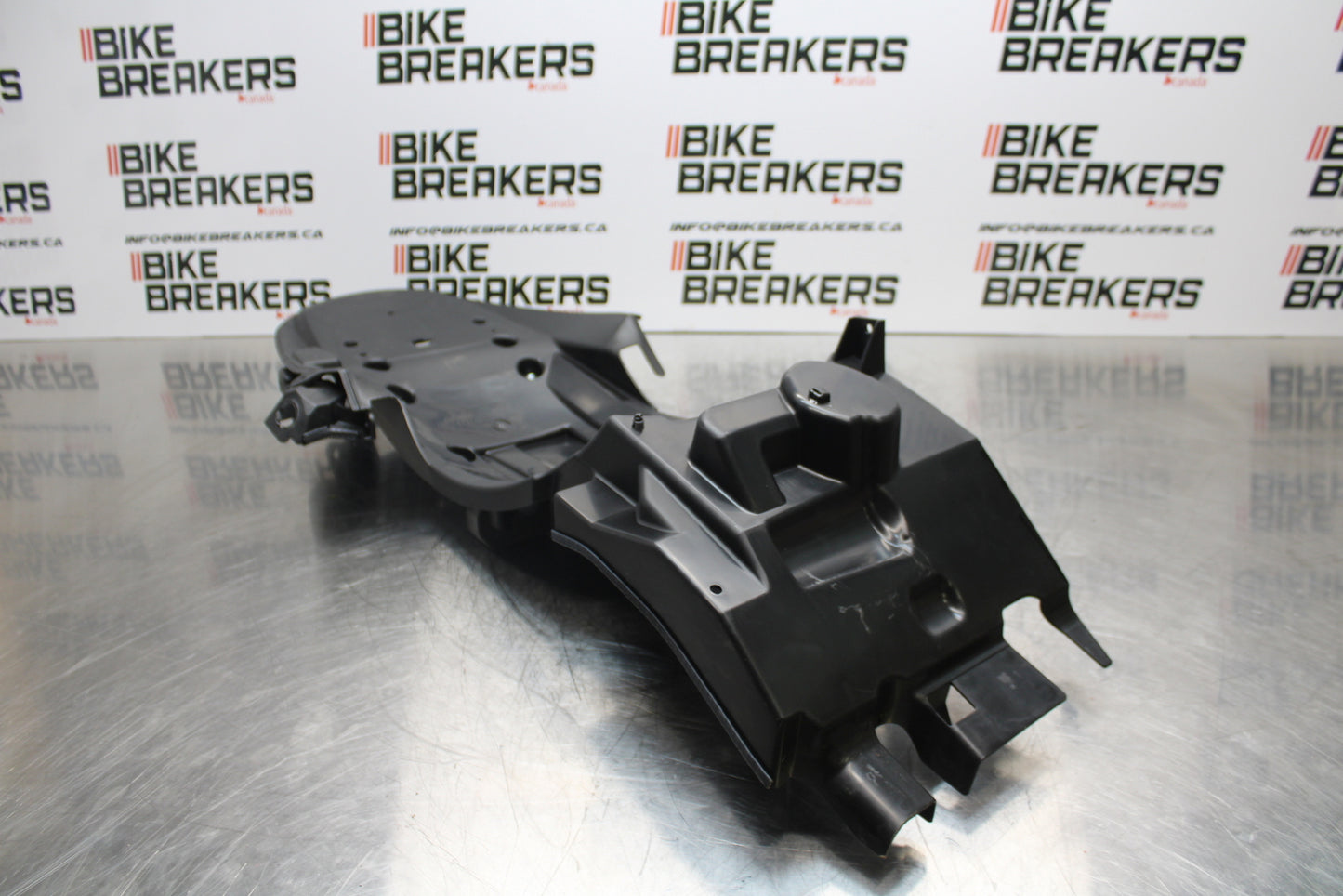 23-24 KAWASAKI NINJA ZX14R NEW!! REAR BACK TAIL UNDERTAIL FAIRING FENDER BB153