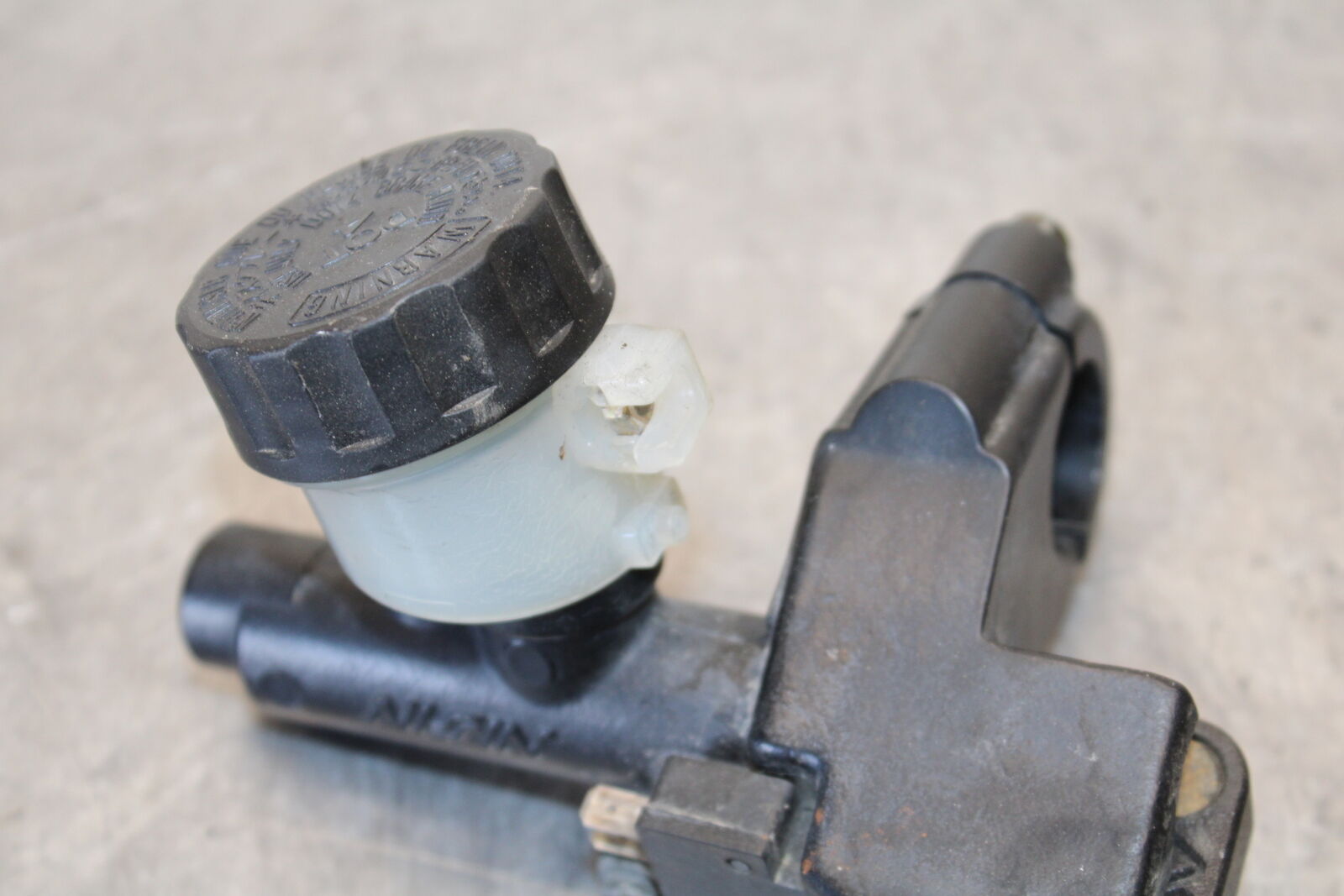 03-07 SUZUKI SV1000S HYDRAULIC CLUTCH MASTER CYLINDER w/ LEVER BB657