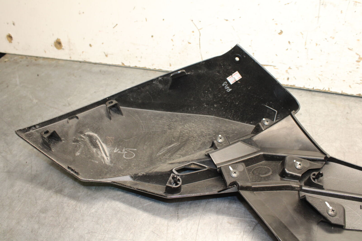 19-22 KAWASAKI Z400 RIGHT LOWER MID UPPER SIDE FAIRING COWL BB738