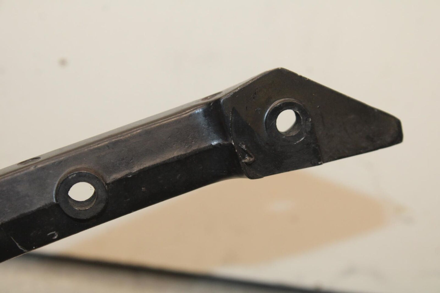 84-86 KAWASAKI GPZ900 REAR PASSENGER REAR SEAT GRAB BAR HANDLE BB84