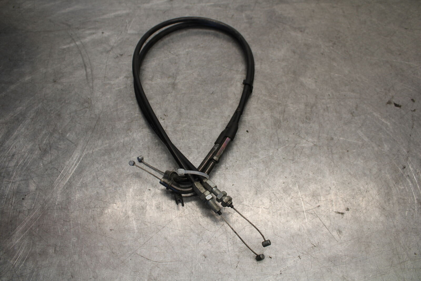 04-05 SUZUKI GSXR600 THROTTLE CABLES LINES 58300-29G00 58300-29G10 BB658