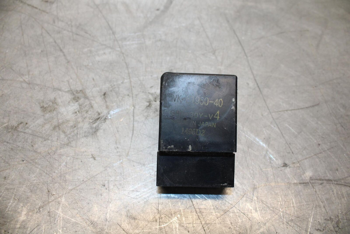 2007 Yamaha YZF R6 RELAY ASSEMBLY FUSE BOX 5VK-81950-40-00 BB522