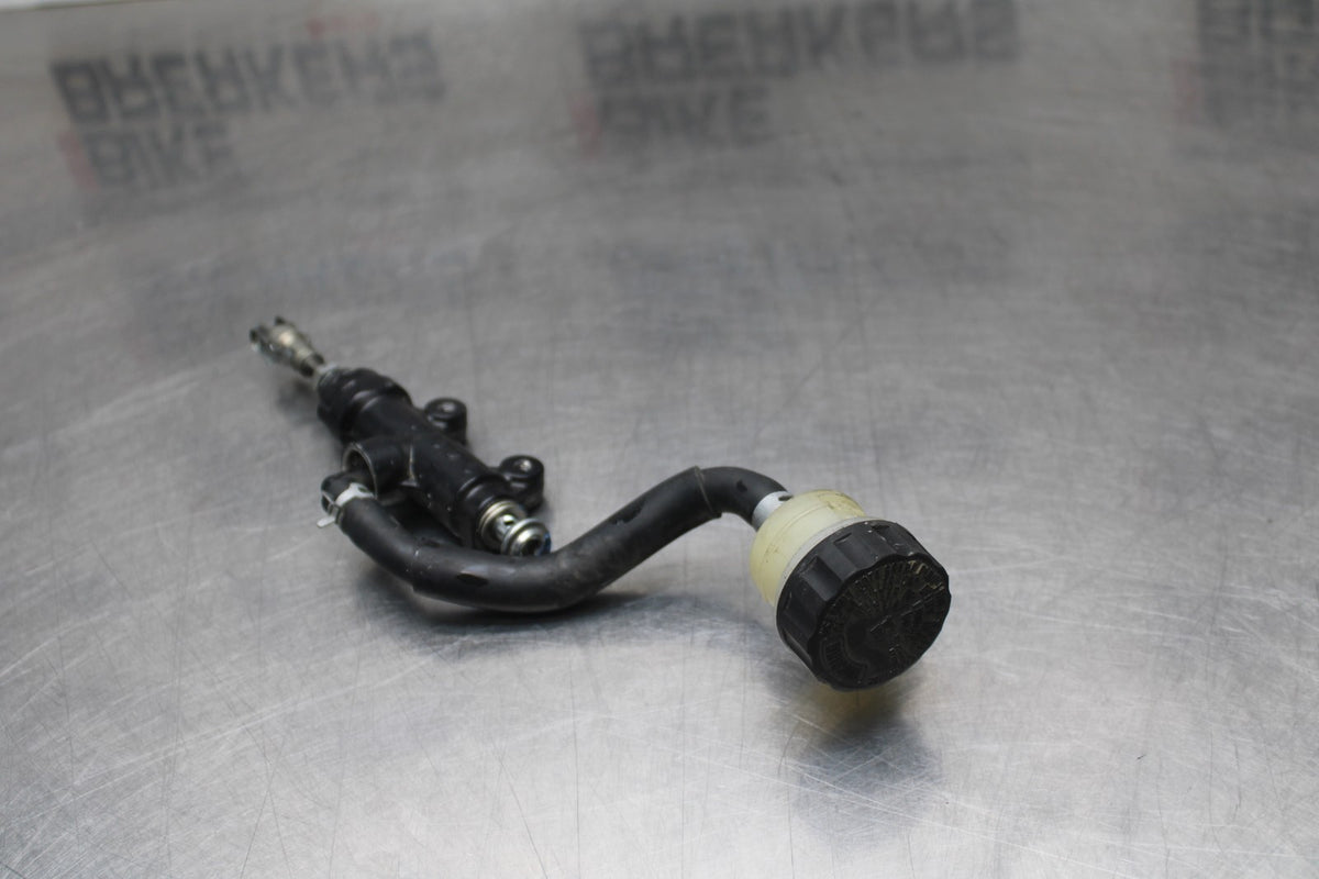 09 SUZUKI GSXR1000 REAR BACK BRAKE MASTER CYLINDER W RESERVOIR BB777