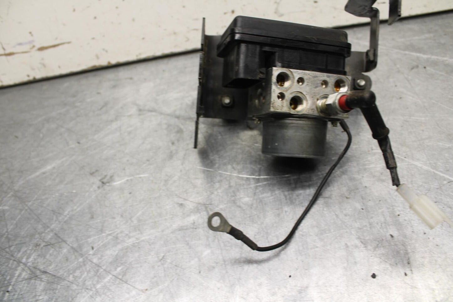 16-18 KTM 690 DUKE ABS PUMP UNIT MODULE BB631