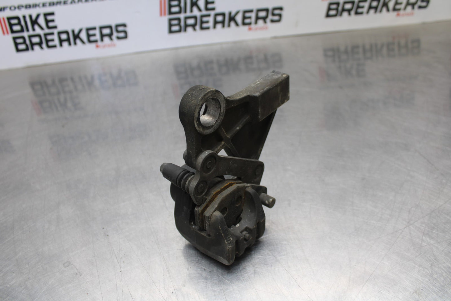 07-08 KAWASAKI NINJA ZX6R REAR BACK BRAKE CALIPER W MOUNT BRACKET BB203