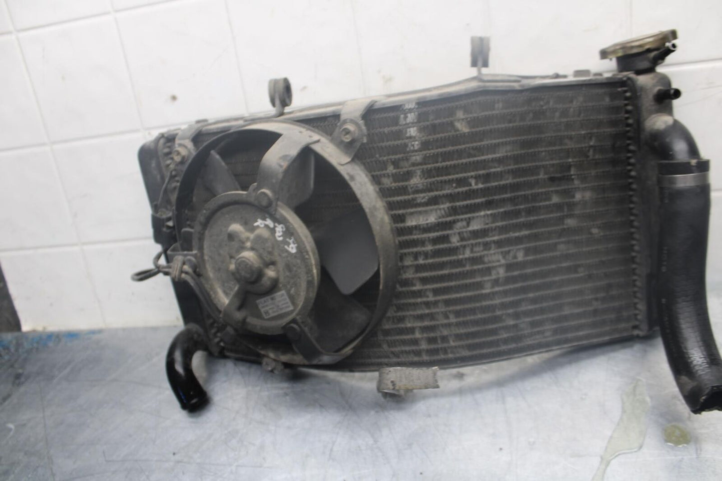 98-99 HONDA CBR900RR ENGINE RADIATOR MOTOR COOLER COOLING RADIATER BB458