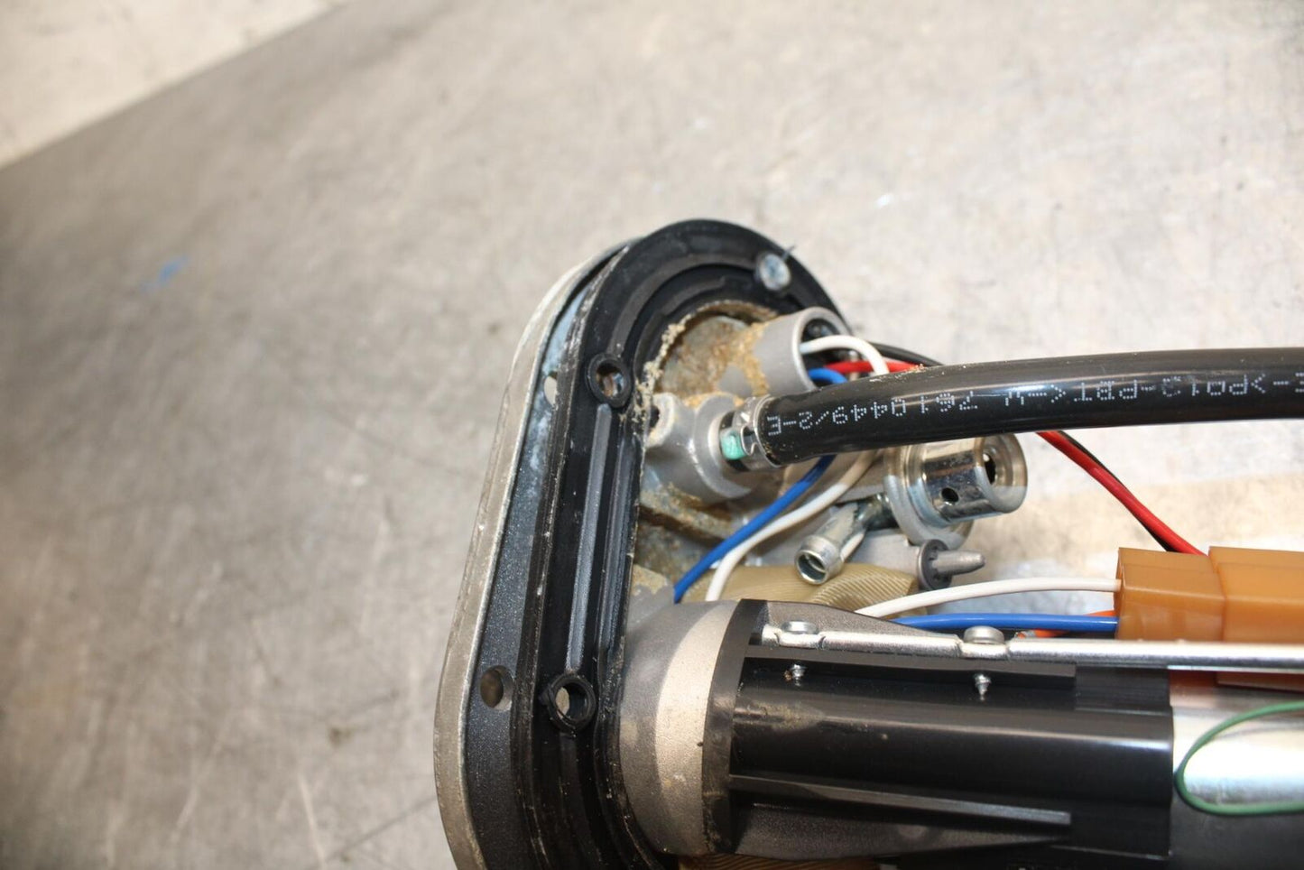 2009 Aprilia Shiver 750 SL750 FUEL PUMP GAS PETROL SENDER UNIT BB506
