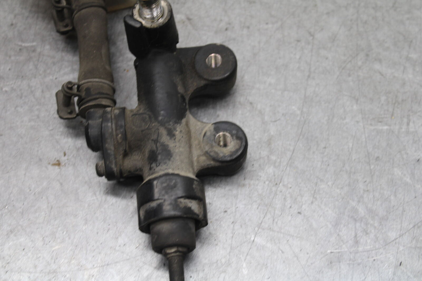 85-86 SUZUKI MADURA 1200 REAR BACK BRAKE MASTER CYLINDER W RESERVOIR BB691