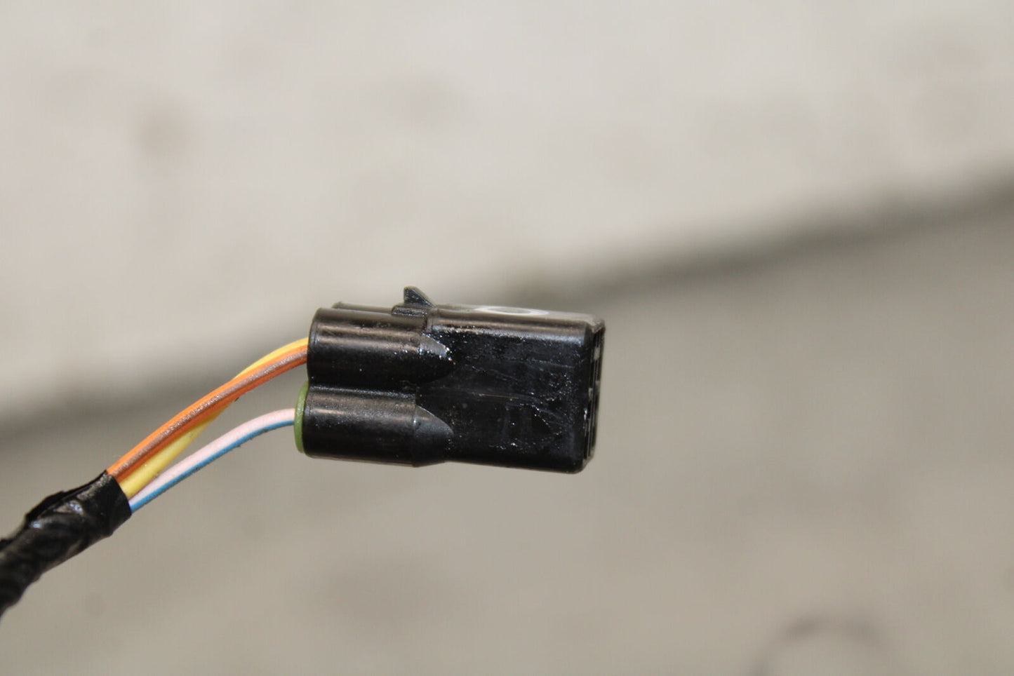 17-24 KTM 390 DUKE ENGINE MOTOR GEAR POSTION SENSOR BB734
