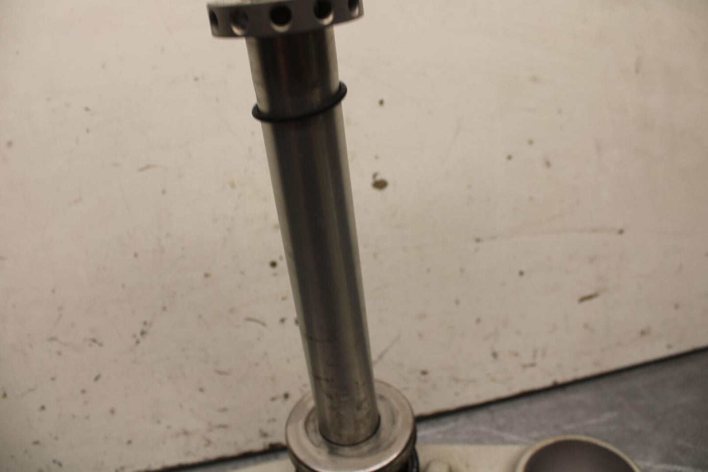16-18 KTM 690 DUKE FRONT FORKS CLAMP LOWER TRIPLE TREE STEM BB631