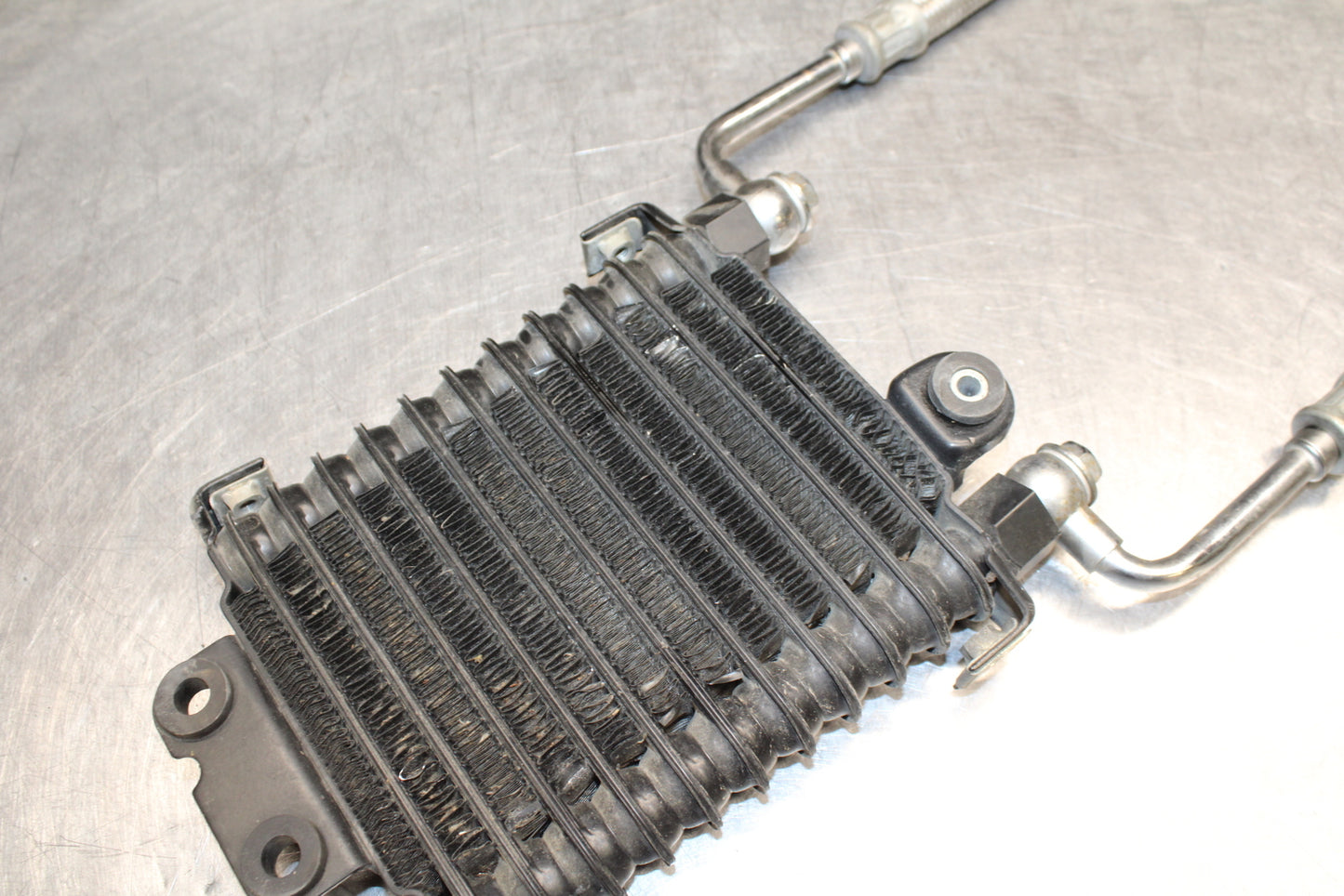 00 SUZUKI INTRUDER 1500 VL1500 ENGINE MOTOR OIL COOLER BB761