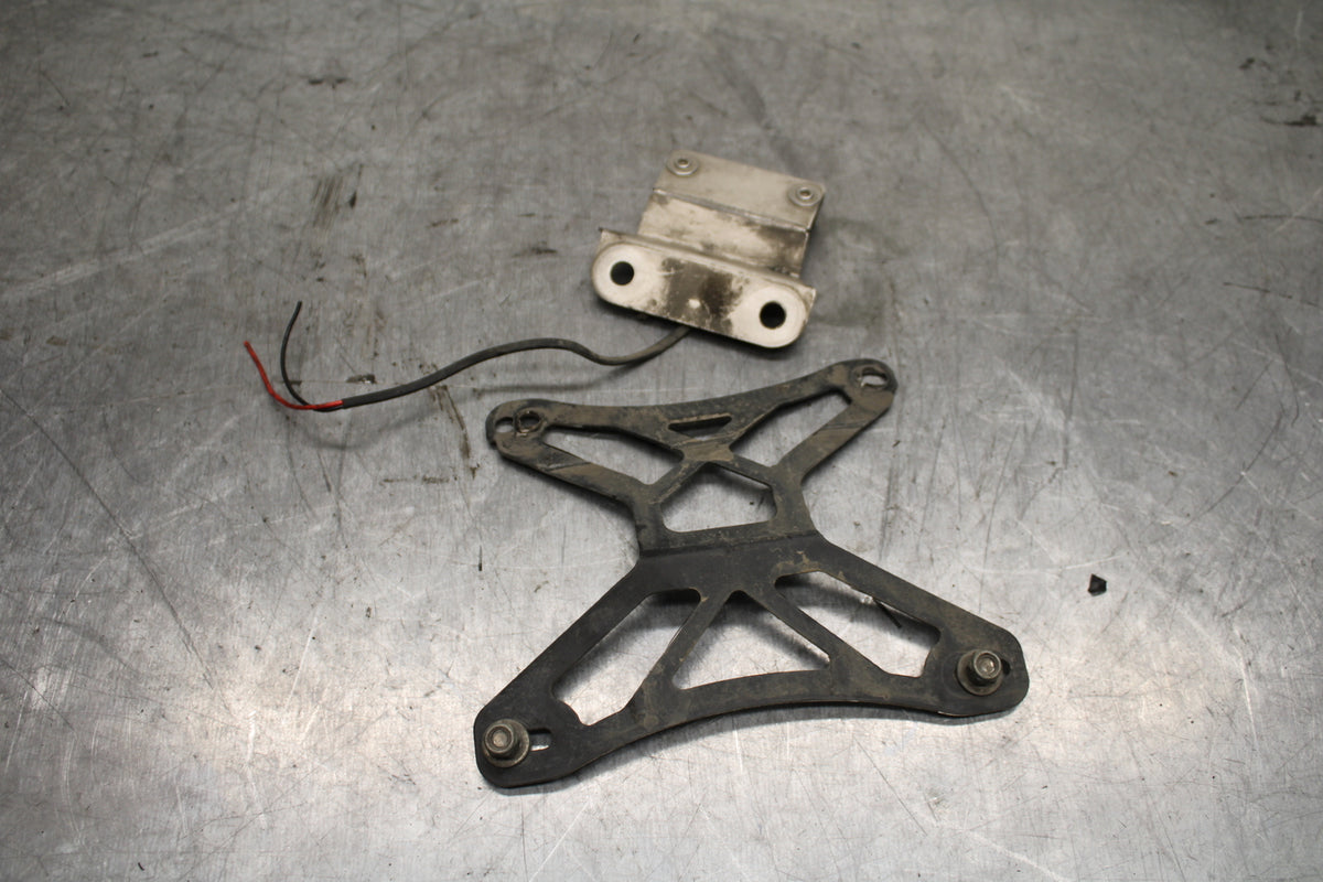 11-24 SUZUKI GSXR750 AFTERMARKET FENDER ELIMINATOR LICENSE PLATE BRACKET BB714