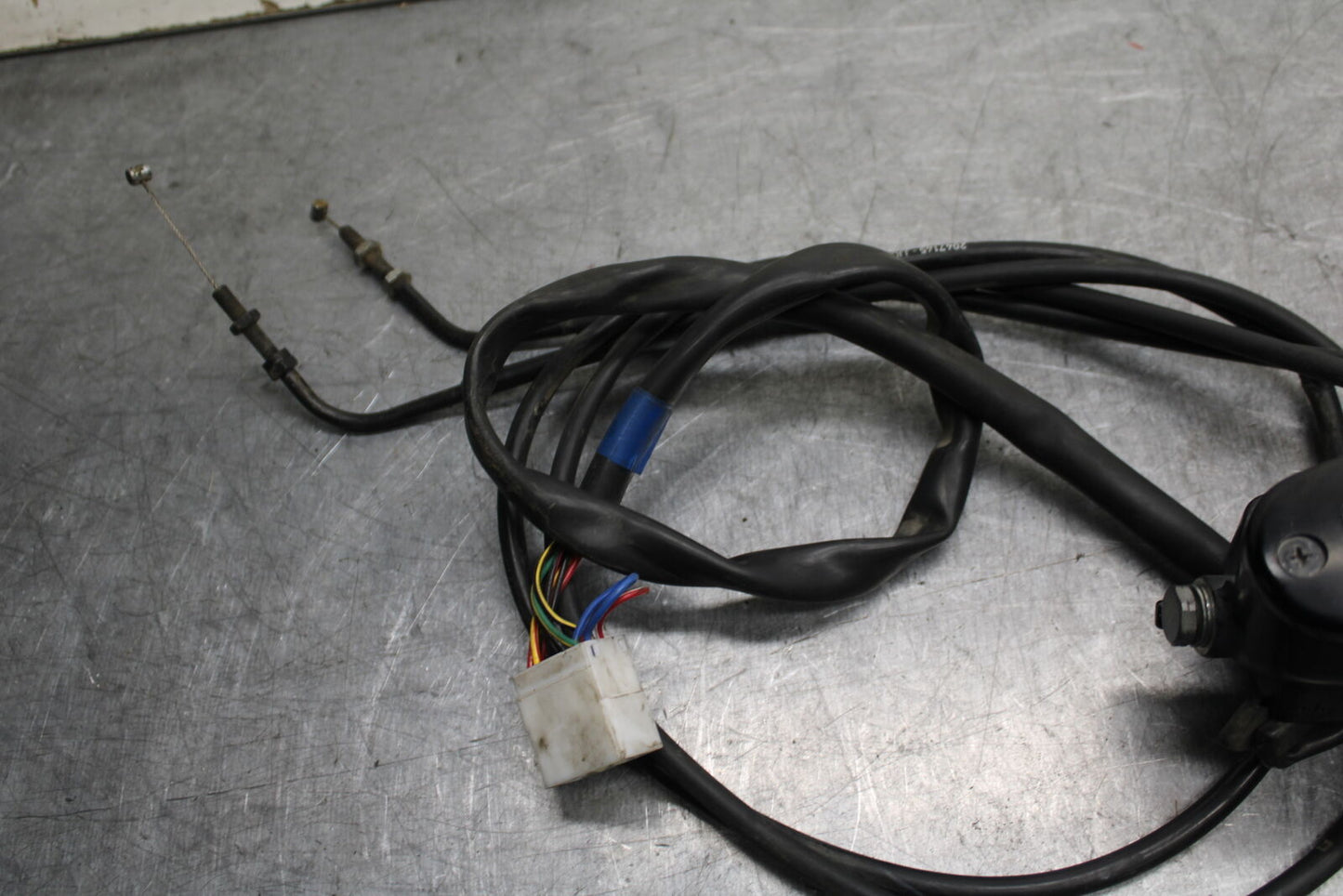 14-16 TRIUMPH AMERICA LT RIGHT CLIP ON HANDLE KILL OFF START SWITCH BB720