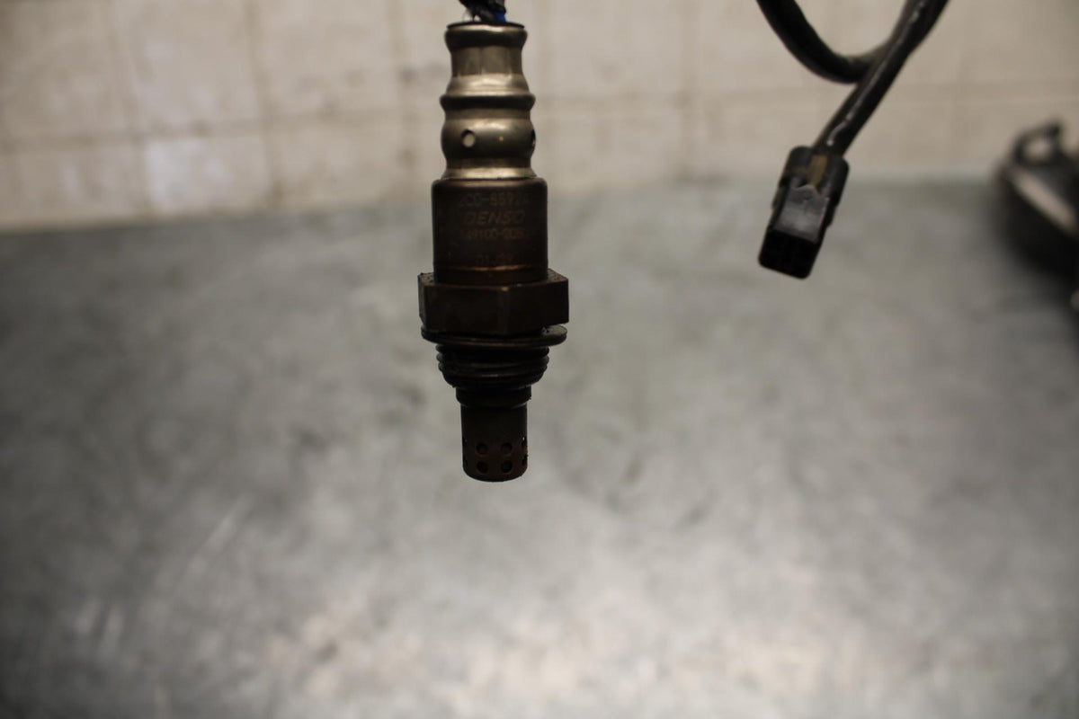 2007 Yamaha YZF R6 OXYGEN O2 EXHAUST GAS LAMBDA SENSOR 2C0-8592A-00-00 BB525