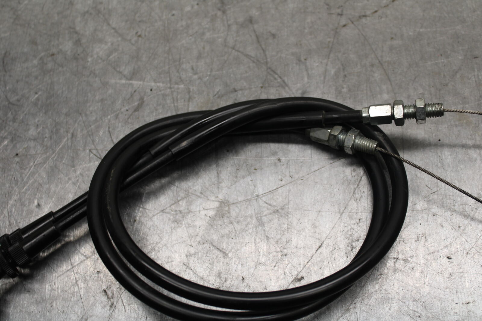 01-02 SUZUKI GSXR1000 THROTTLE CABLES LINES BB113