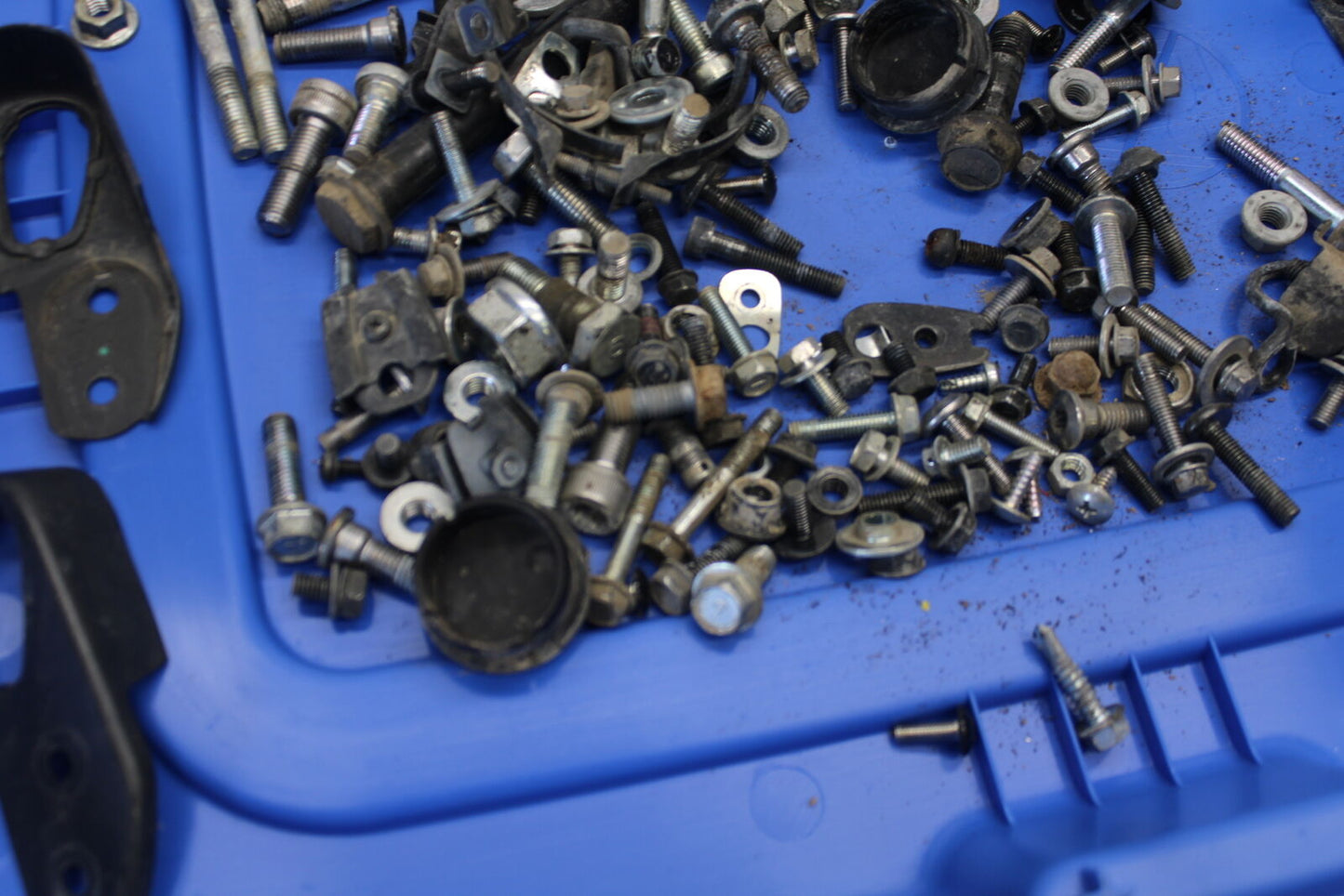 08-18 KAWASAKI KLR650 ENGINE MOUNTING BOLTS HARDWARE MOTOR SCREWS BB707