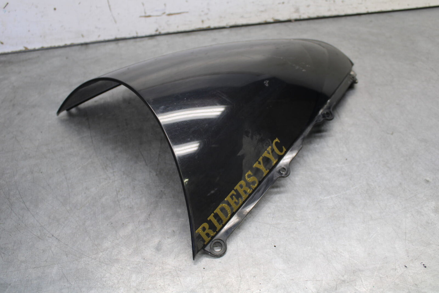07-08 TRIUMPH DAYTONA 675 FRONT WINDSHIELD WINDSCREEN BB685
