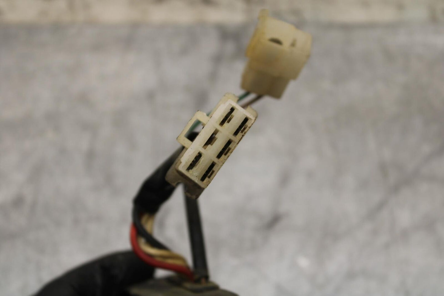 1977 Yamaha XS750 RECTIFIER VOLTAGE REGULATOR 1T4-81960-A0-00 BB554