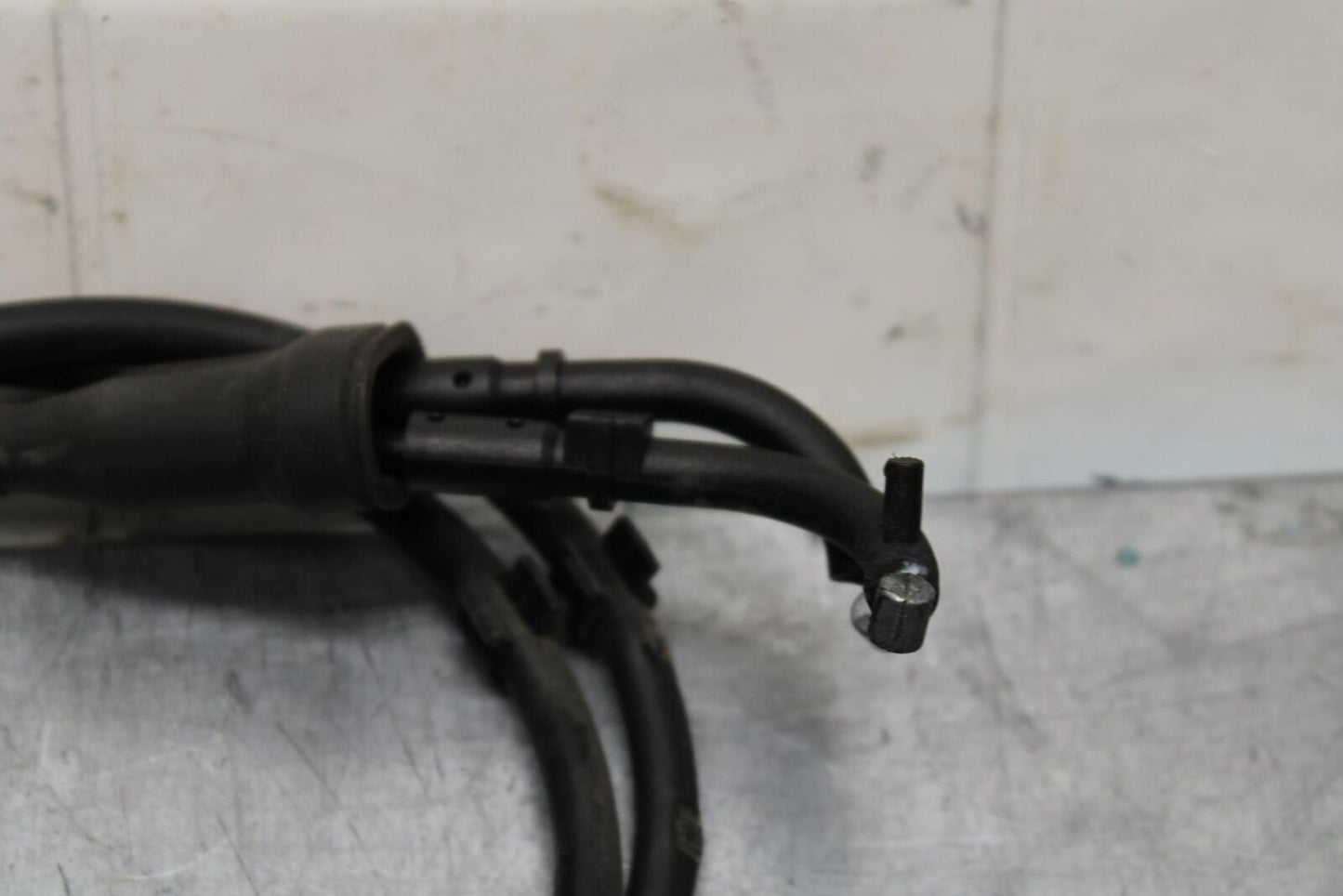 2012 Triumph Daytona 675R THROTTLE CABLES LINES BB589