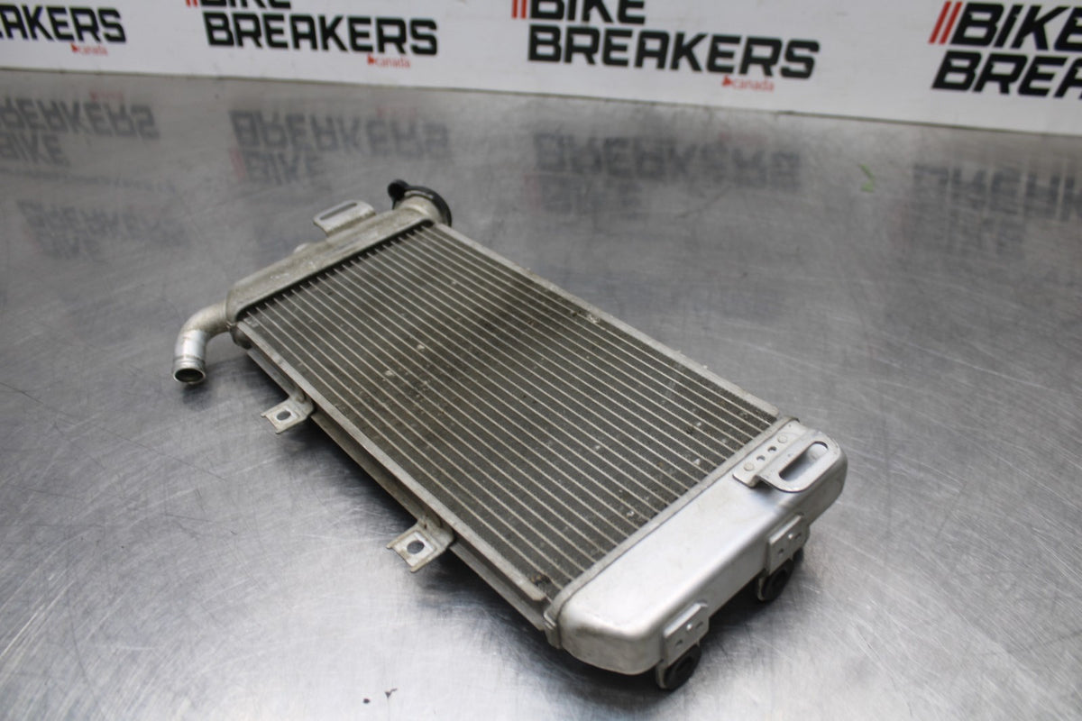 06 KAWASAKI NINJA 650 EX650 ENGINE RADIATOR MOTOR COOLER COOLING RADIATER BB823