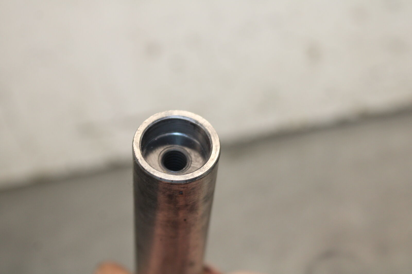 01-02 SUZUKI GSXR1000 RIGHT CLIP ON HANDLEBAR BB113