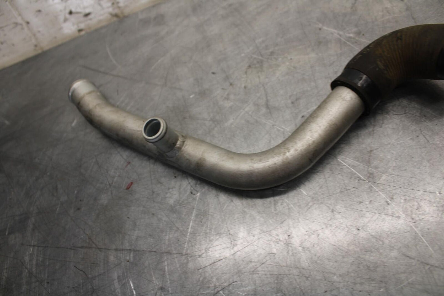 2010 Aprilia RSV1000R RADIATOR HOSE ENGINE COOLANT WATER PIPE HOSE BB513