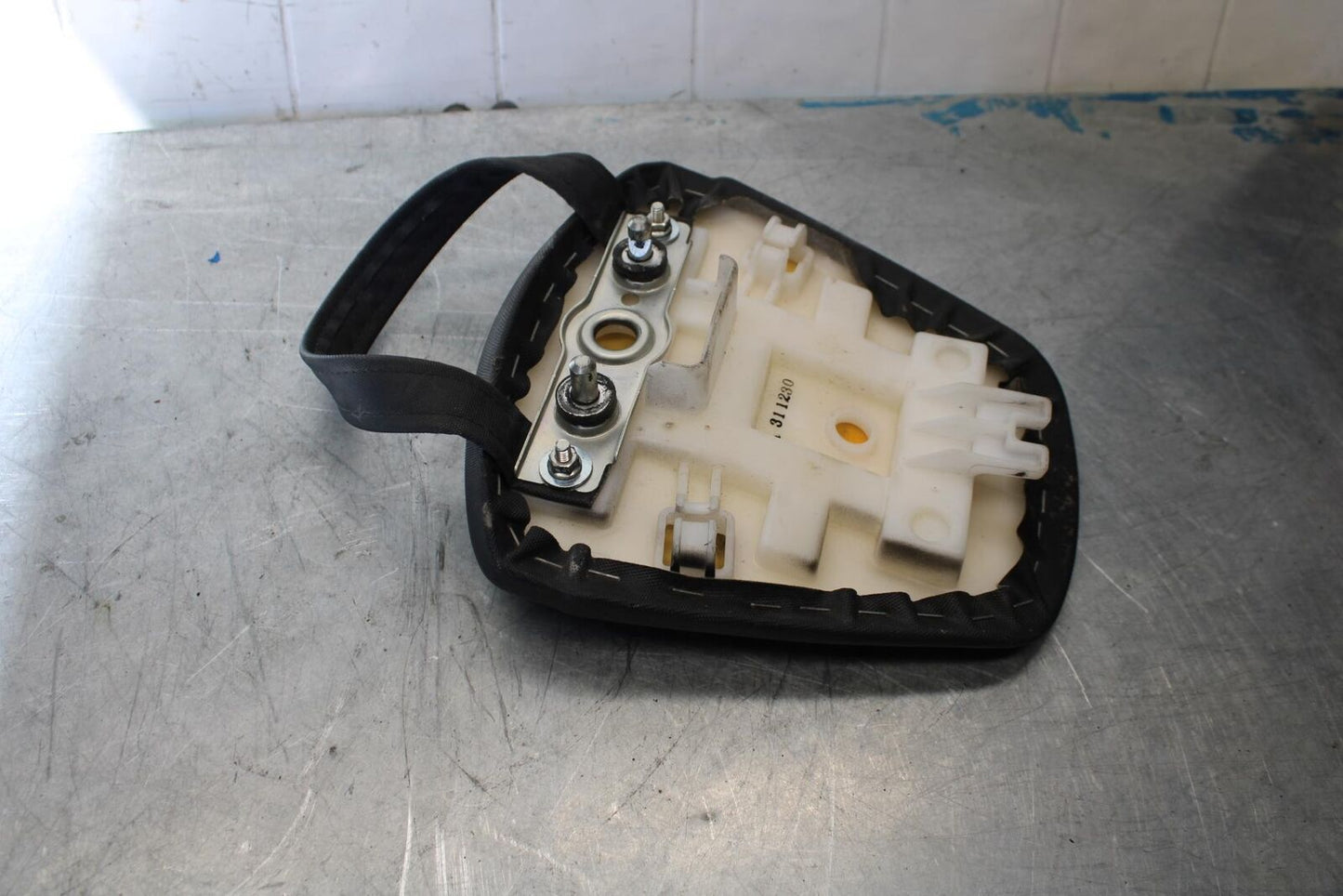 15-21 SUZUKI GSXR600 REAR BACK PASSENGER TANDEM SEAT PAD SADDLE PILLION BB437