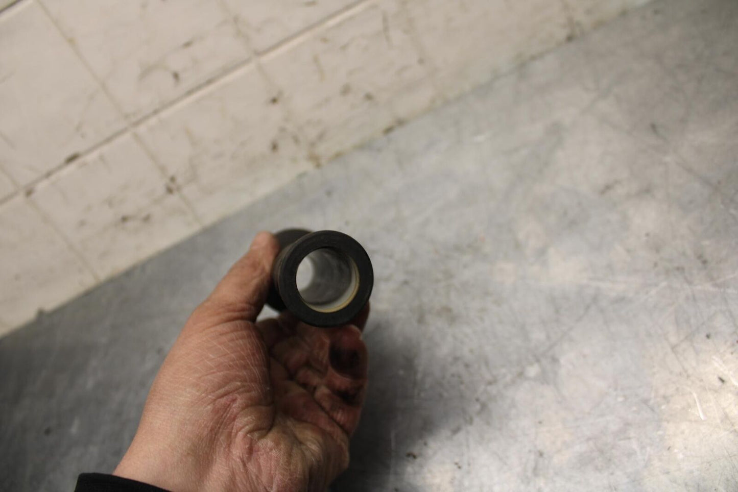 03 KAWASAKI ZX12R RIGHT THROTTLE GRIP BB472