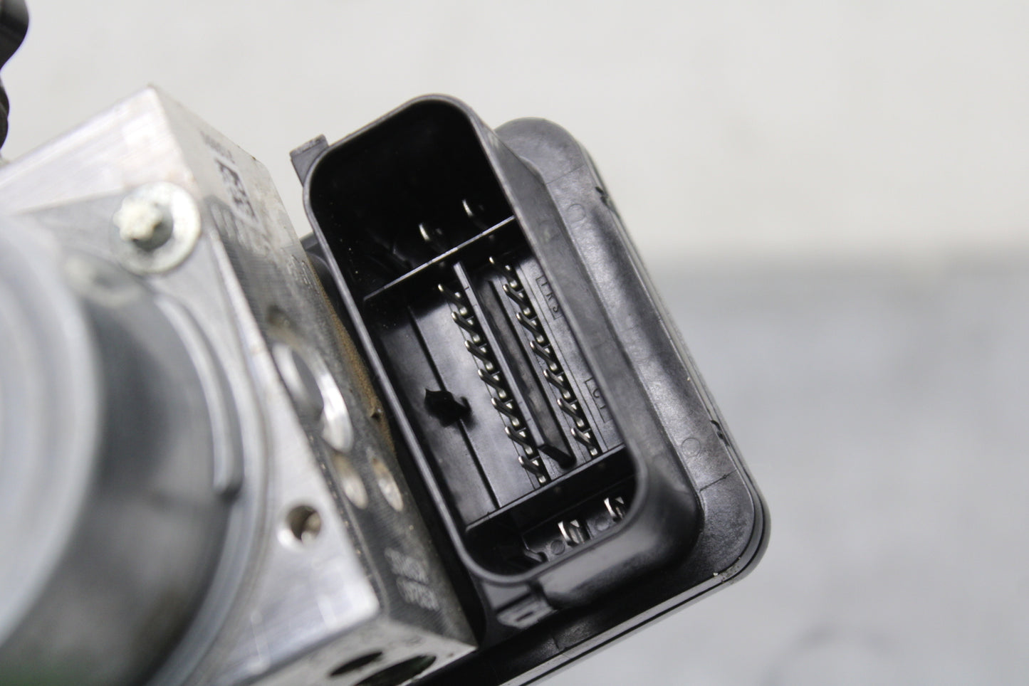 12-17 KAWASAKI NINJA 650 ABS PUMP UNIT MODULE BB129