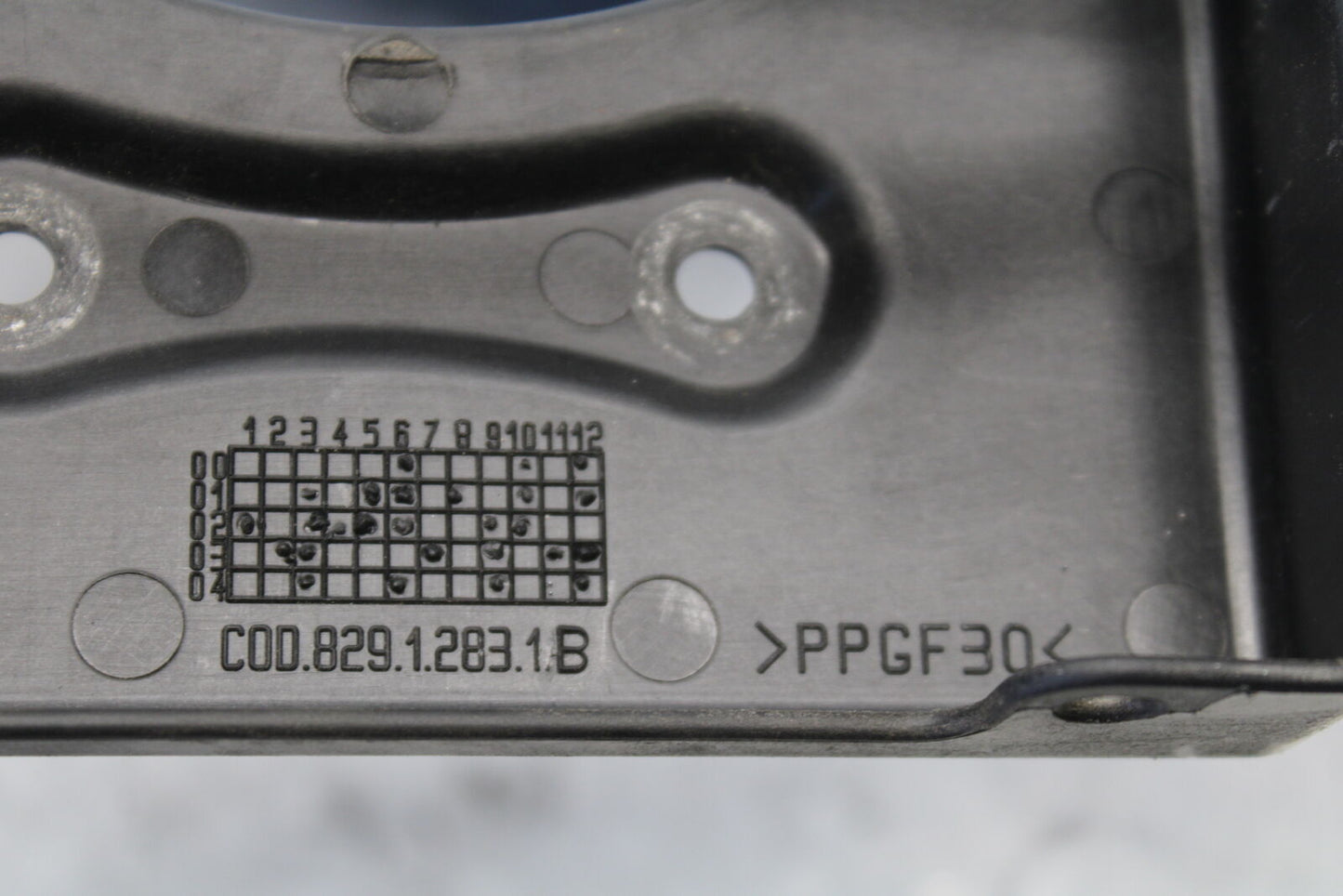 06-07 DUCATI MONSTER 695 REAR BACK TAIL UNDERTAIL BATTERY TRAY PLASTIC BB674