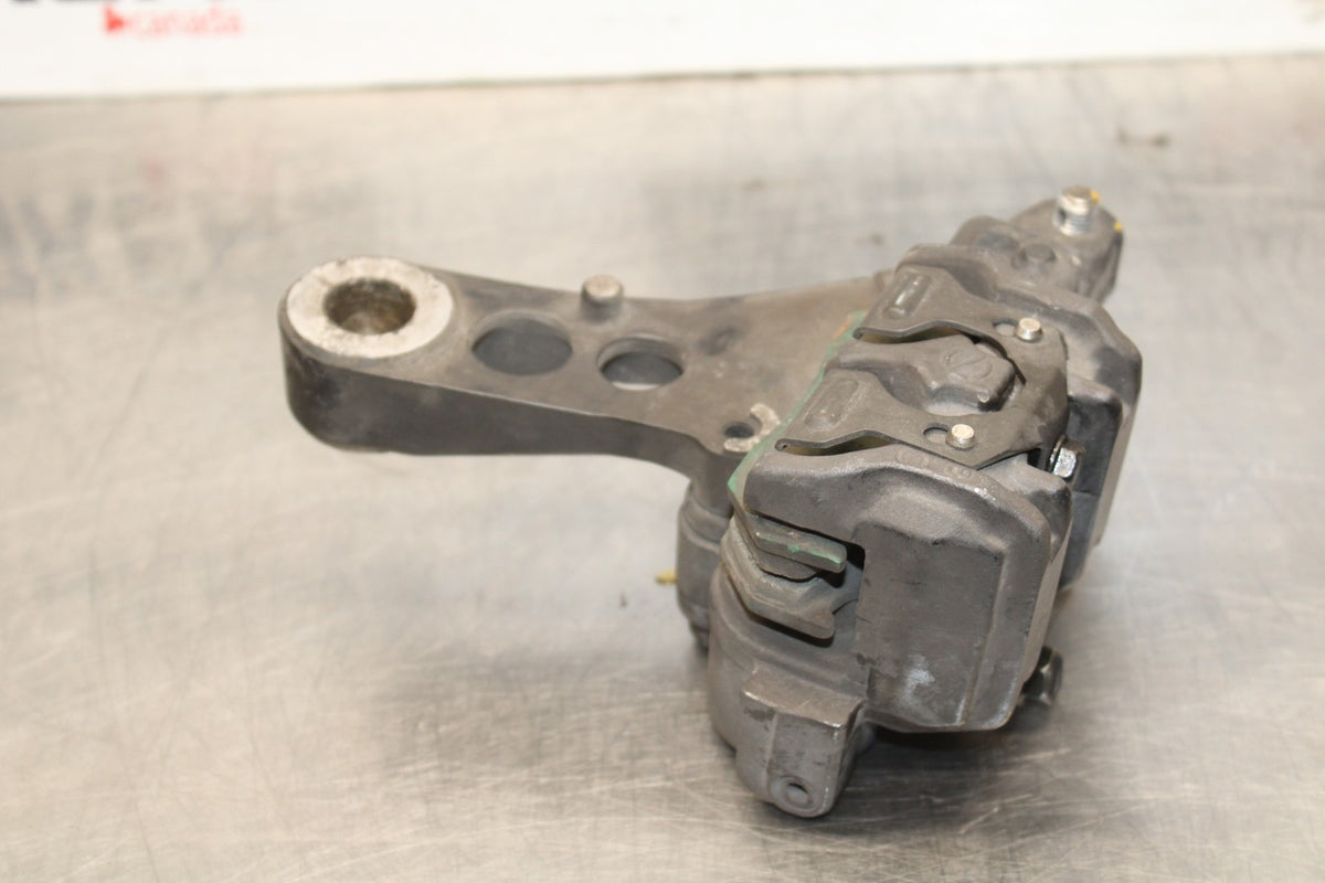 84 HONDA INTERCEPTOR 1000 VF1000F REAR BACK BRAKE CALIPER W MOUNT BRACKET BB878