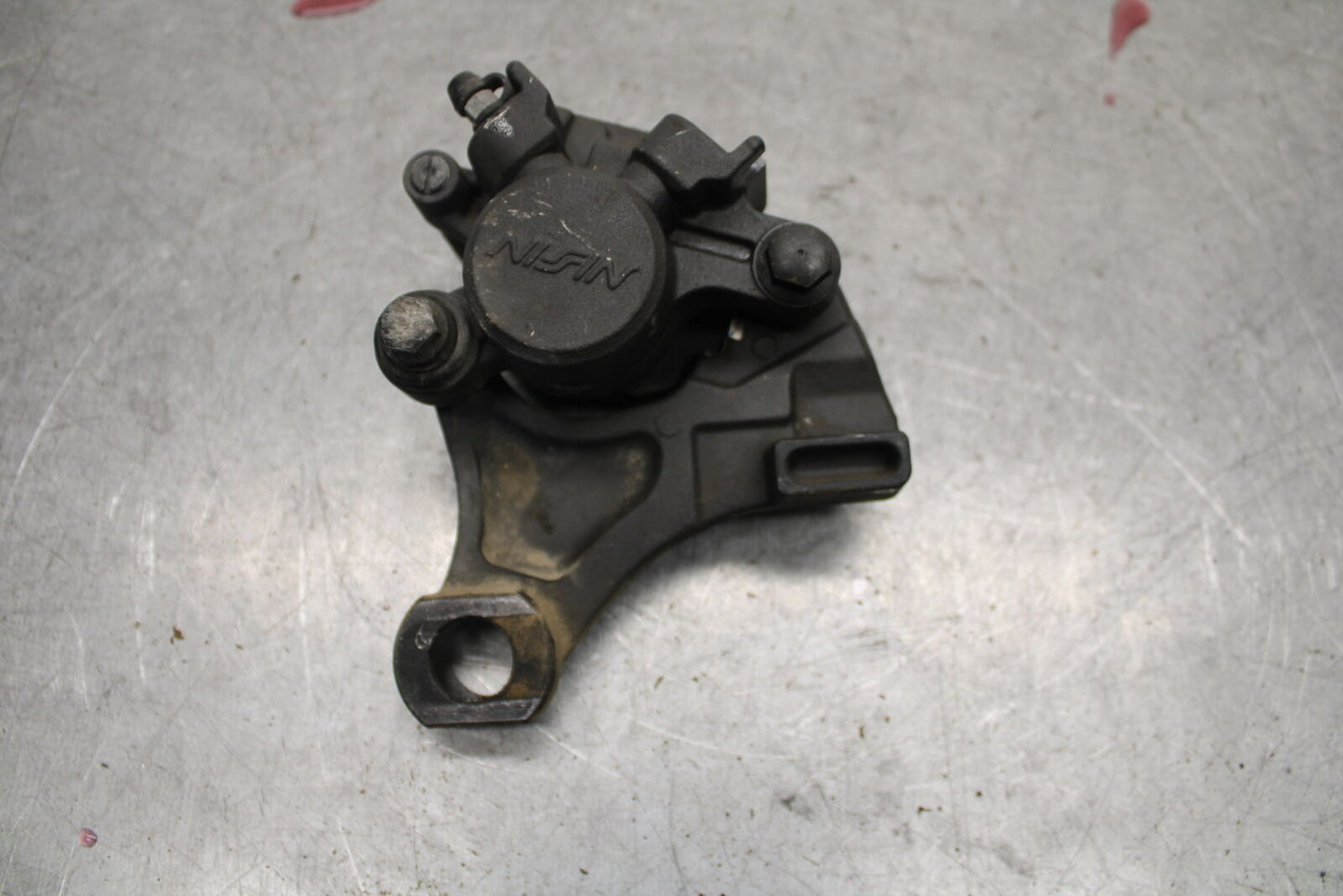 09-11 TRIUMPH DAYTONA 675 REAR BACK BRAKE CALIPER W MOUNT BRACKET BB652