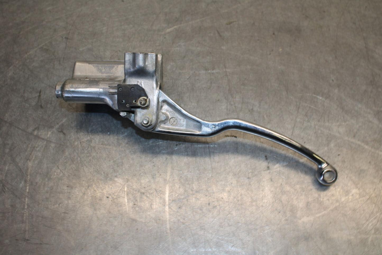 87-03 SUZUKI INTRUDER 1400 VS1400GLP FRONT BRAKE MASTER CYLINDER BB702