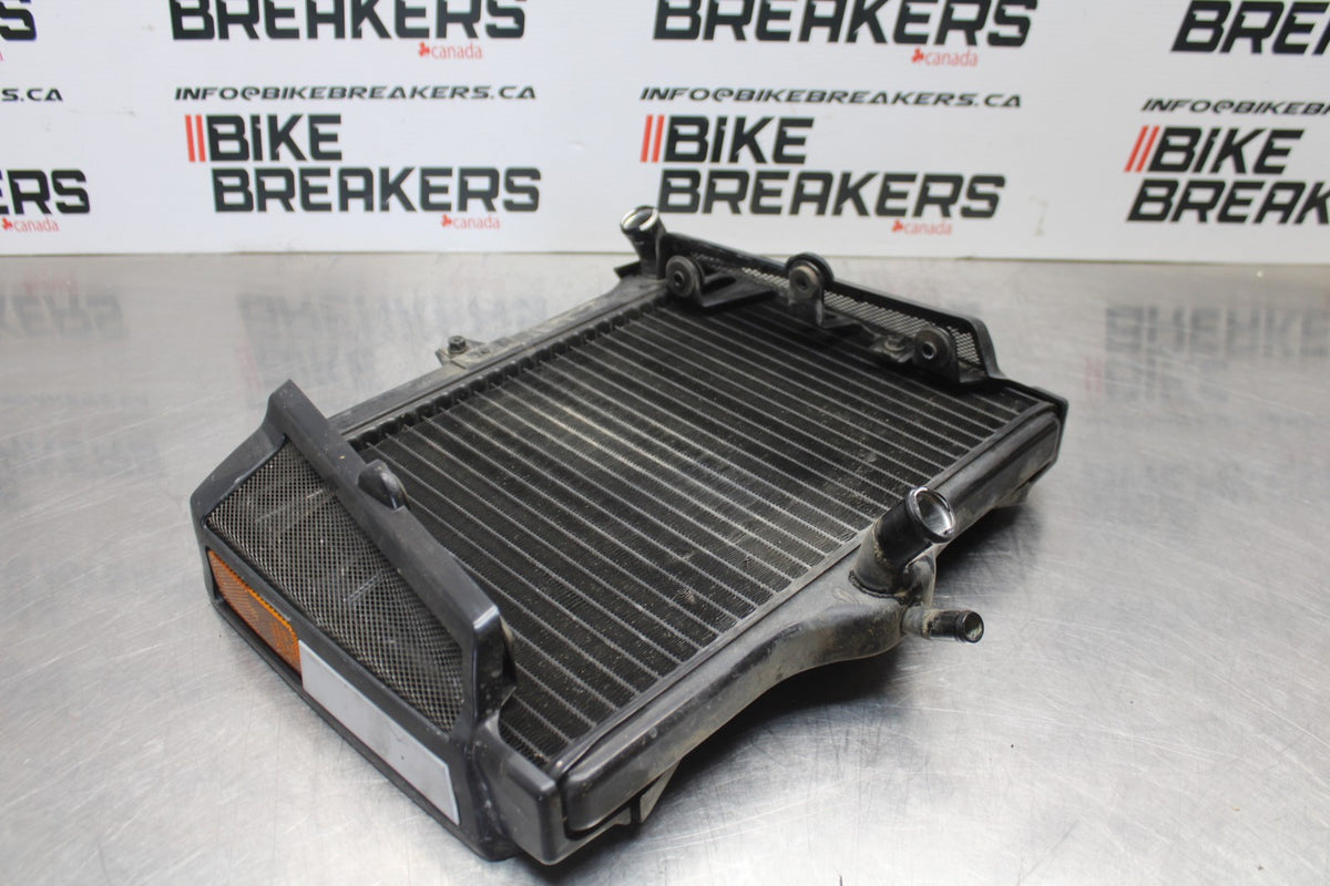 93-07 YAMAHA VMAX 1200 ENGINE COOLER COOLING RADIATOR RADIATER BB197