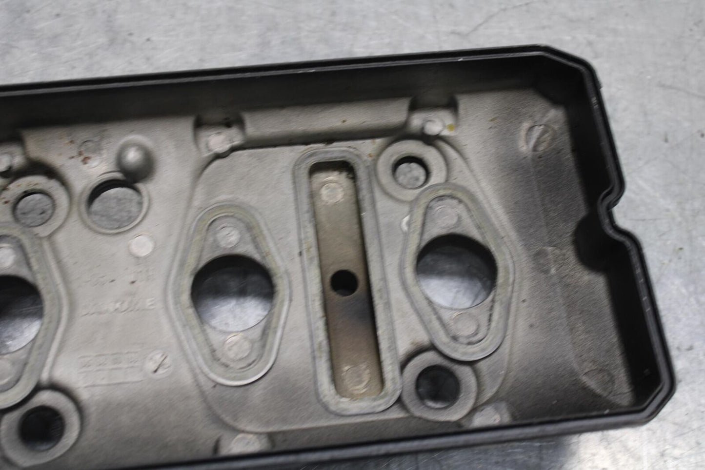 06-07 SUZUKI GSXR 600 750 ENGINE TOP END CYLINDER HEAD COVER BB98